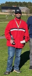 Ulf Eliasson, Orust GK vann gul grupp med minsta möjliga marginal över Ida Eriksson, Lyckorna GK.
